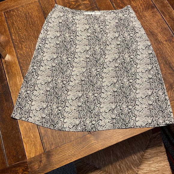 🦋 LIZ CLAIBORNE Animal Print Gray Black Skirt, size 14 - Picture 5 of 7
